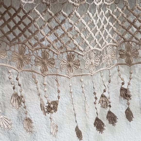 She + sky oversized light weight sweater with decorative boho hem size large - Picture 3 of 5